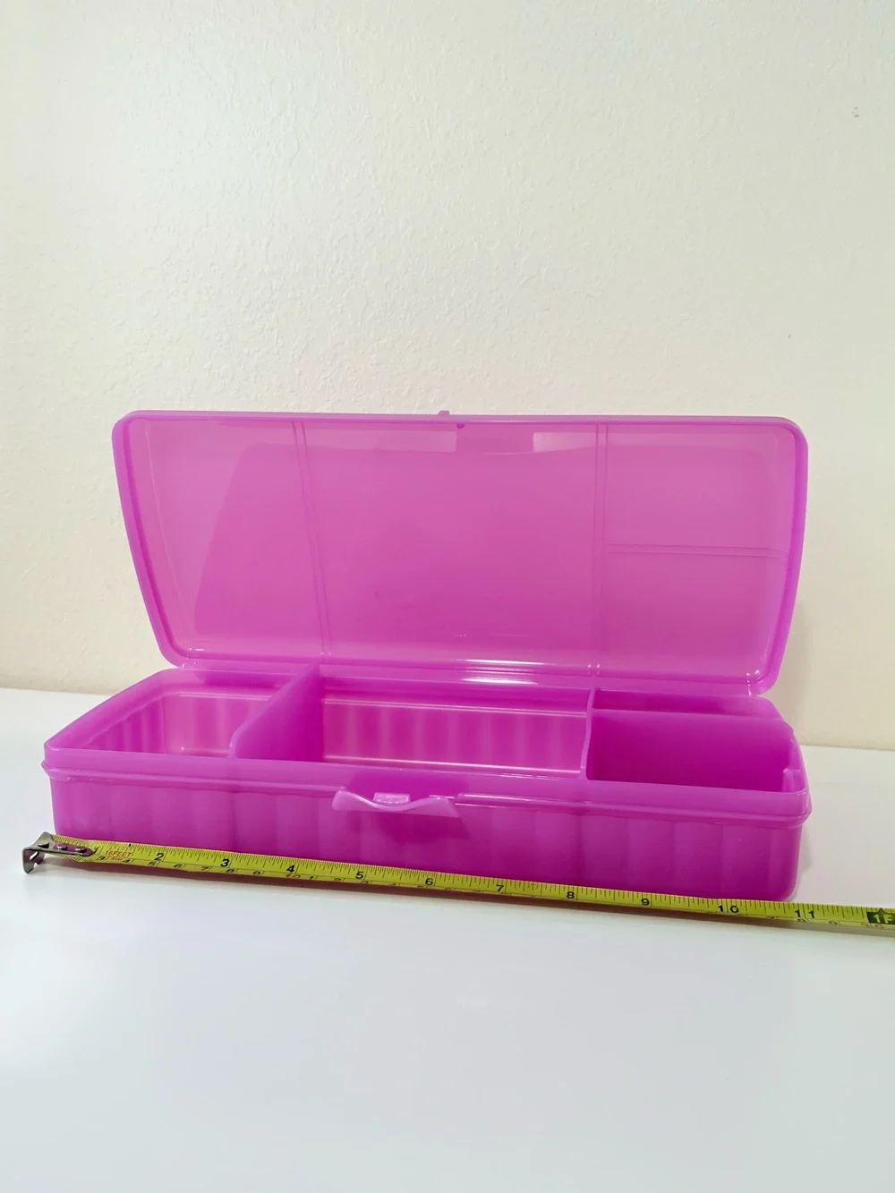 TupperwareLunch 'N Things Bento Box Pink/Purple Radish color